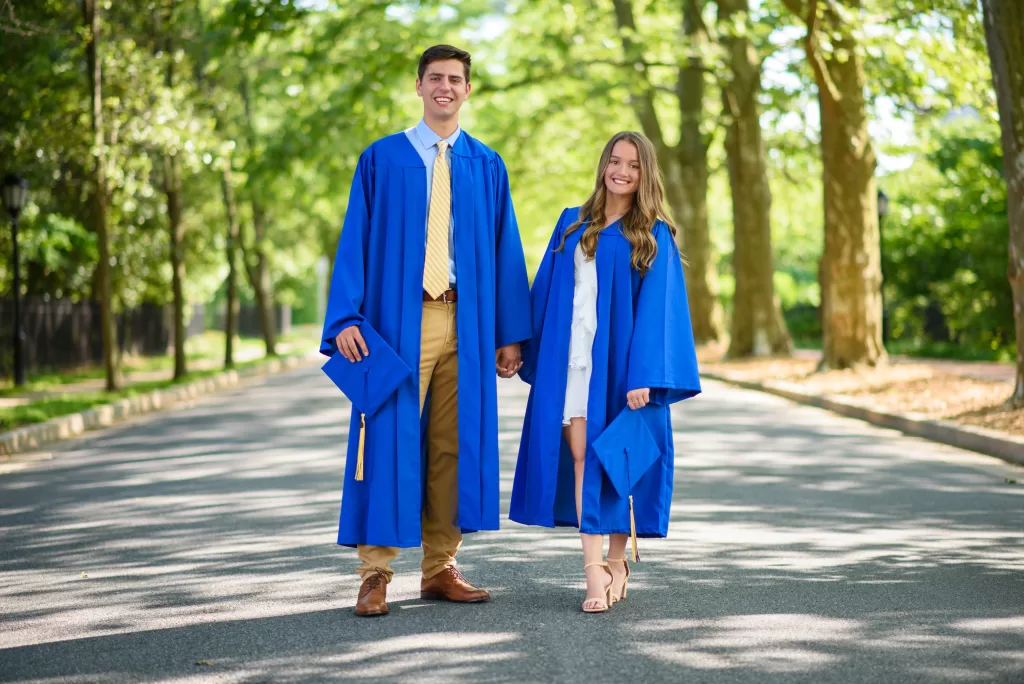 University of Delaware senior photographer - Nick and Marissa holding hands.