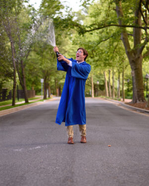 Delaware-College-Senior-Photohgrapher-1 Dreamscape Studios | College Graduation Photographer in Delaware